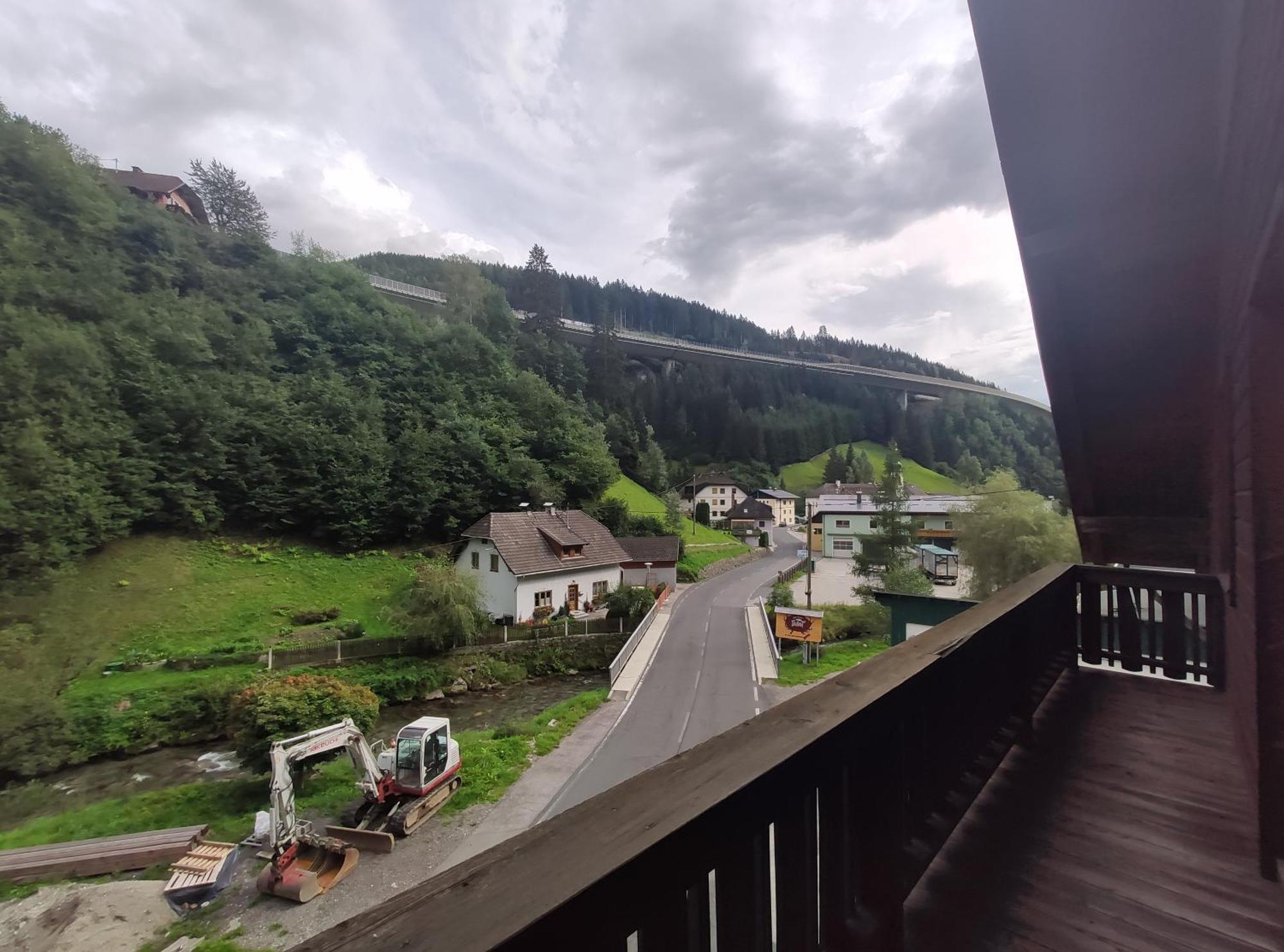 Apartment Haus Kremsbruecke
